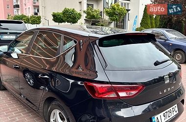 Хэтчбек SEAT Leon 2014 в Киеве