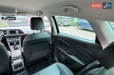 Хэтчбек SEAT Leon 2014 в Киеве