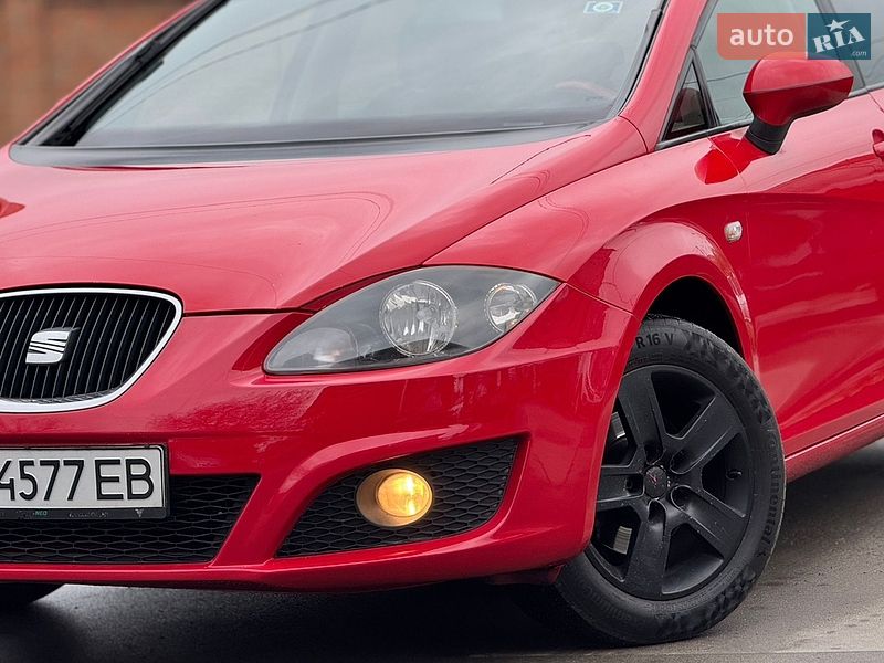 Хэтчбек SEAT Leon 2008 в Бердичеве