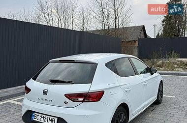 Хэтчбек SEAT Leon 2015 в Самборе