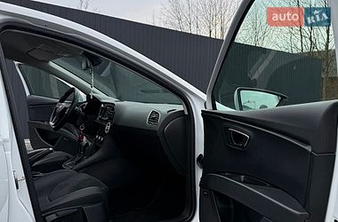 Хэтчбек SEAT Leon 2015 в Самборе