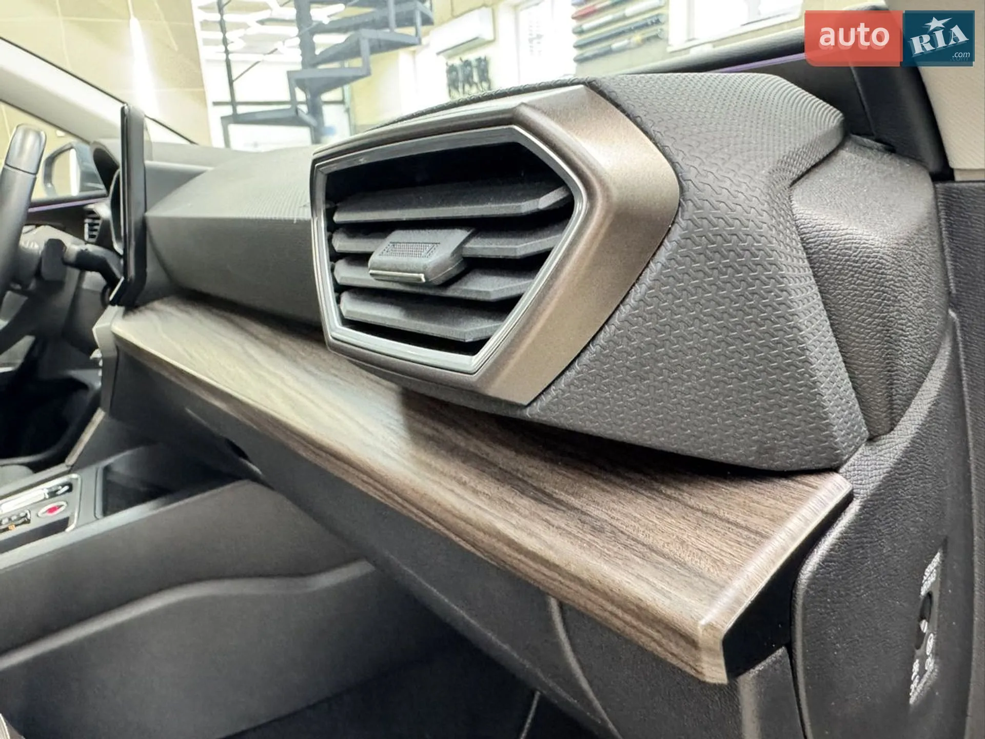 2023 SEAT Leon - мініатюра 26