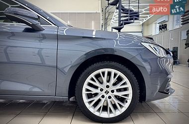 Универсал SEAT Leon 2023 в Буче