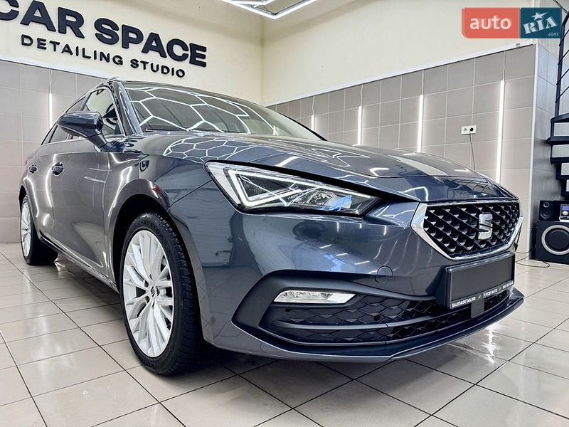 Универсал SEAT Leon 2023 в Буче