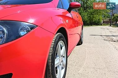 Хэтчбек SEAT Leon 2005 в Харькове