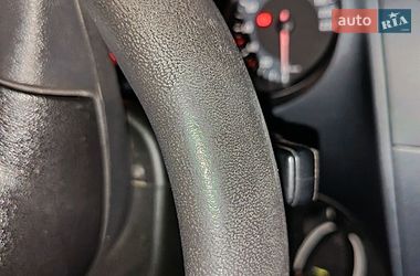 Хэтчбек SEAT Leon 2005 в Харькове