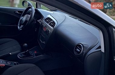 Хэтчбек SEAT Leon 2008 в Бучаче
