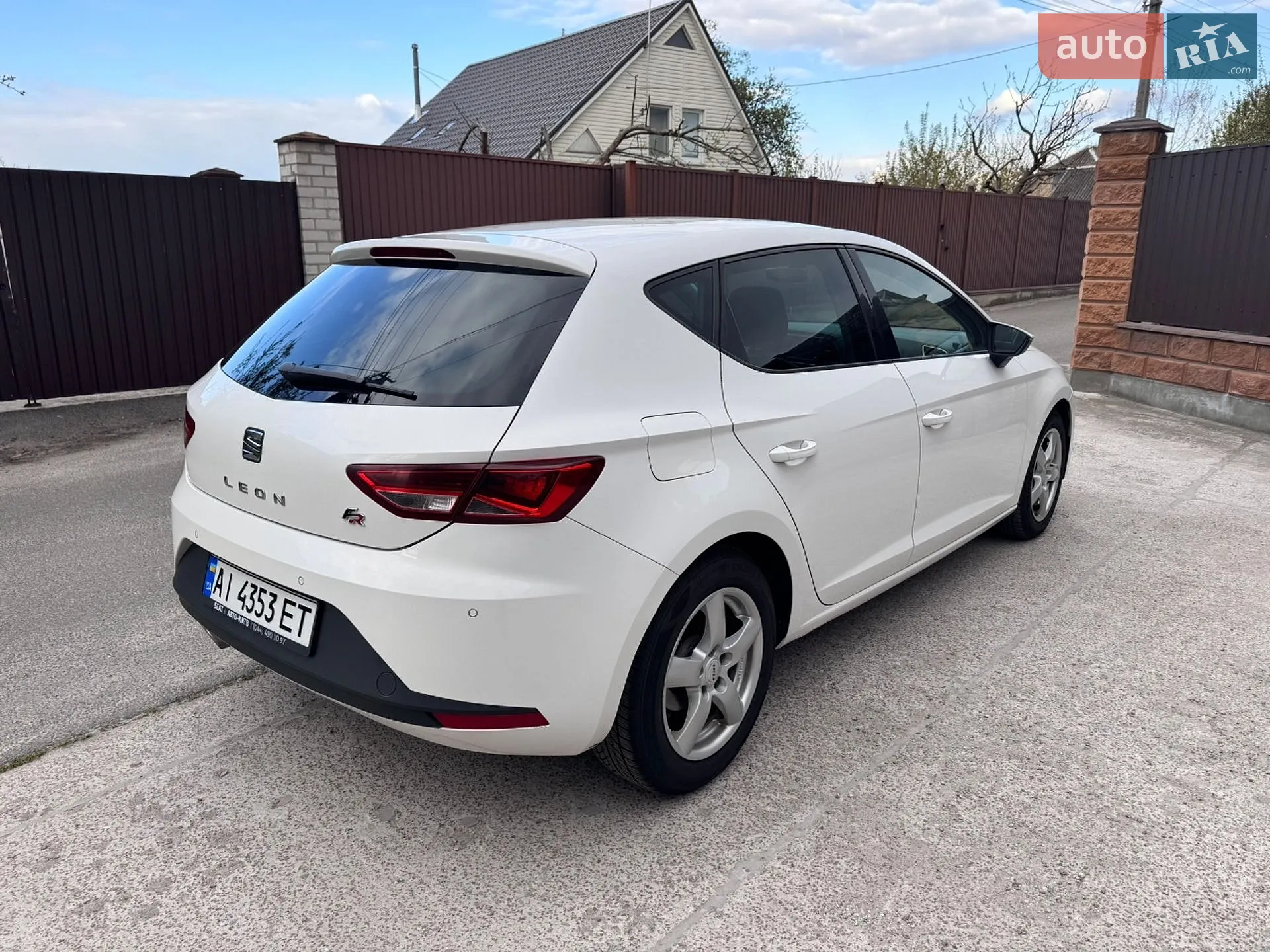 2016 SEAT Leon - мініатюра 9