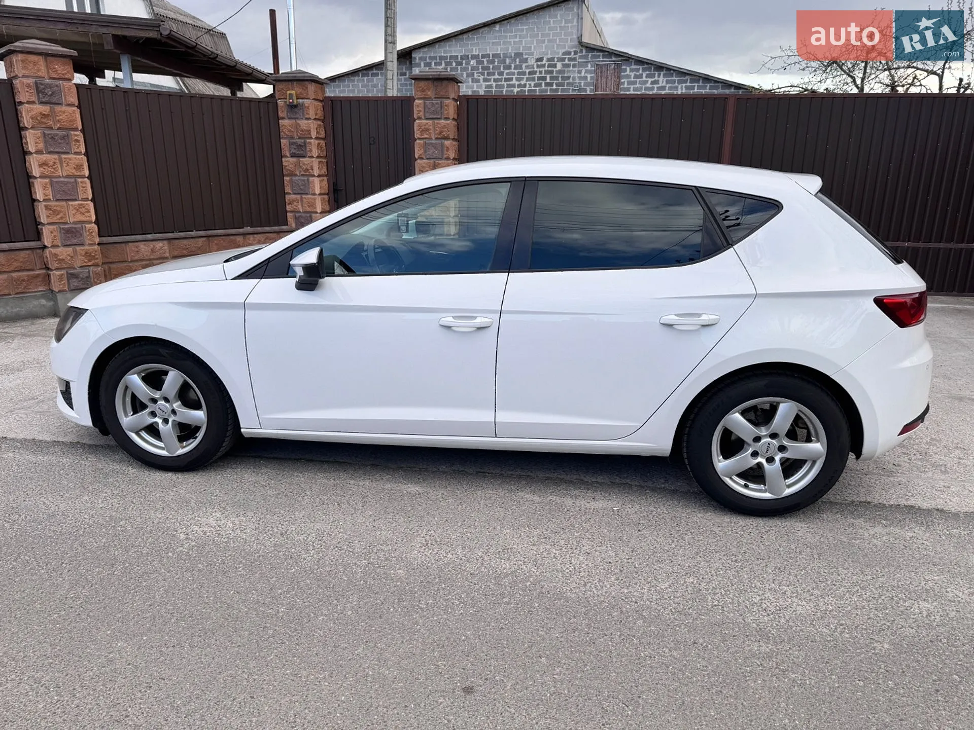 2016 SEAT Leon - мініатюра 12