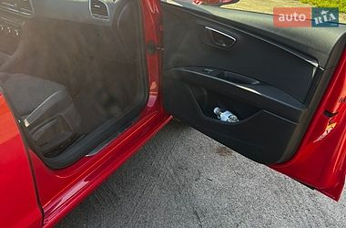 Хэтчбек SEAT Leon 2013 в Киеве