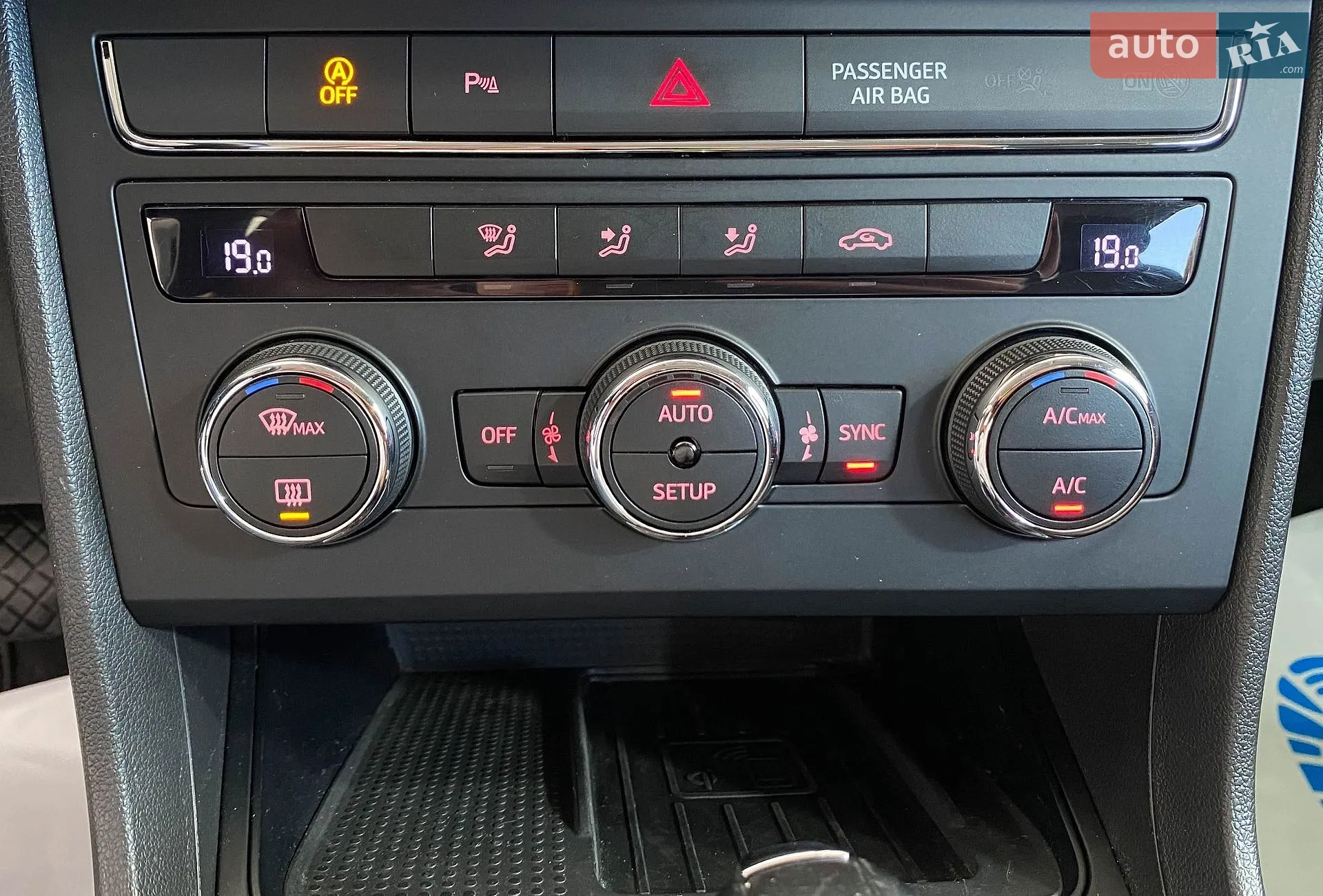 2018 SEAT Leon - мініатюра 15