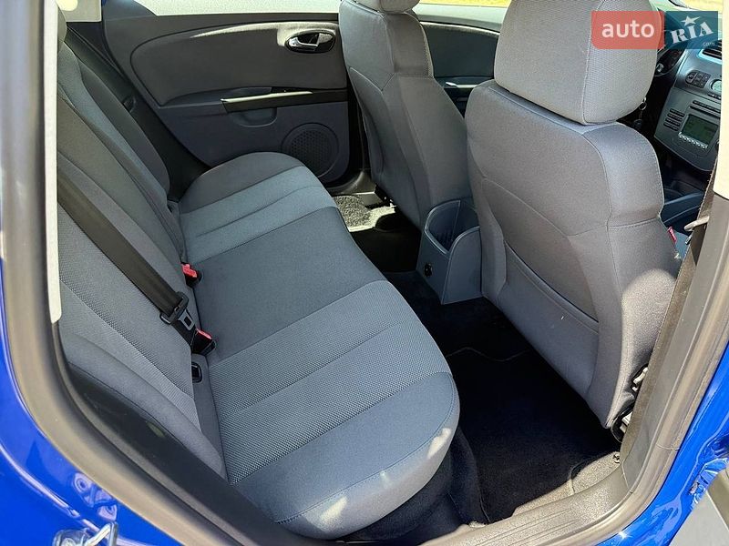 Хэтчбек SEAT Leon 2006 в Кропивницком