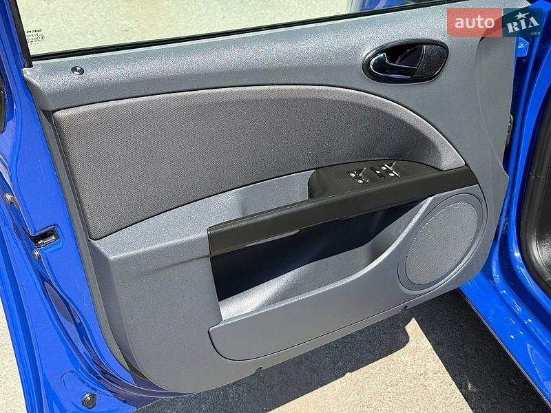 Хэтчбек SEAT Leon 2006 в Кропивницком