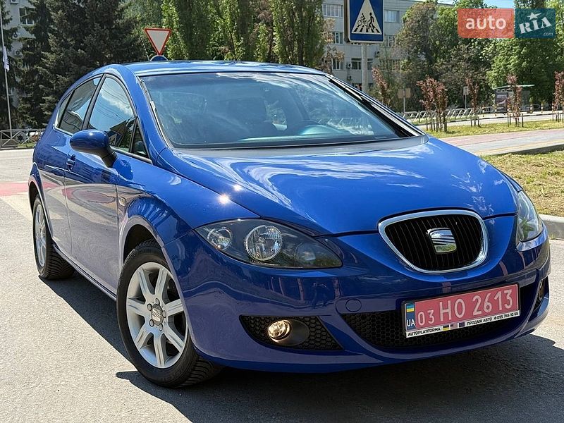 Хэтчбек SEAT Leon 2006 в Кропивницком