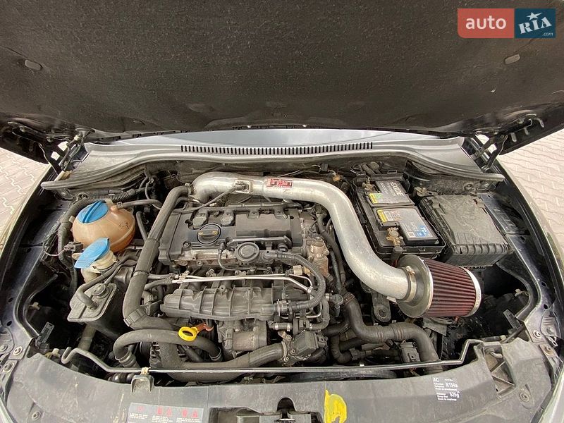 Хэтчбек SEAT Leon 2009 в Киеве