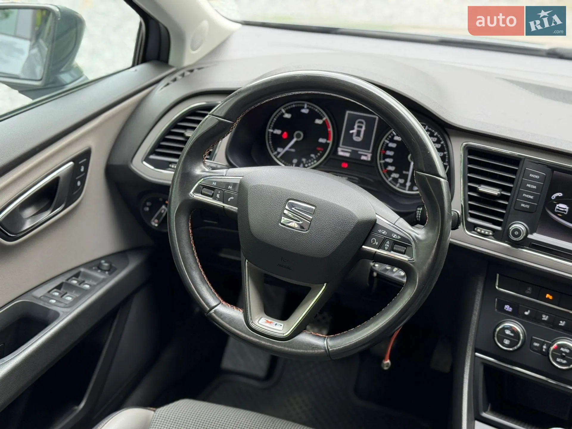 2016 SEAT Leon - мініатюра 36