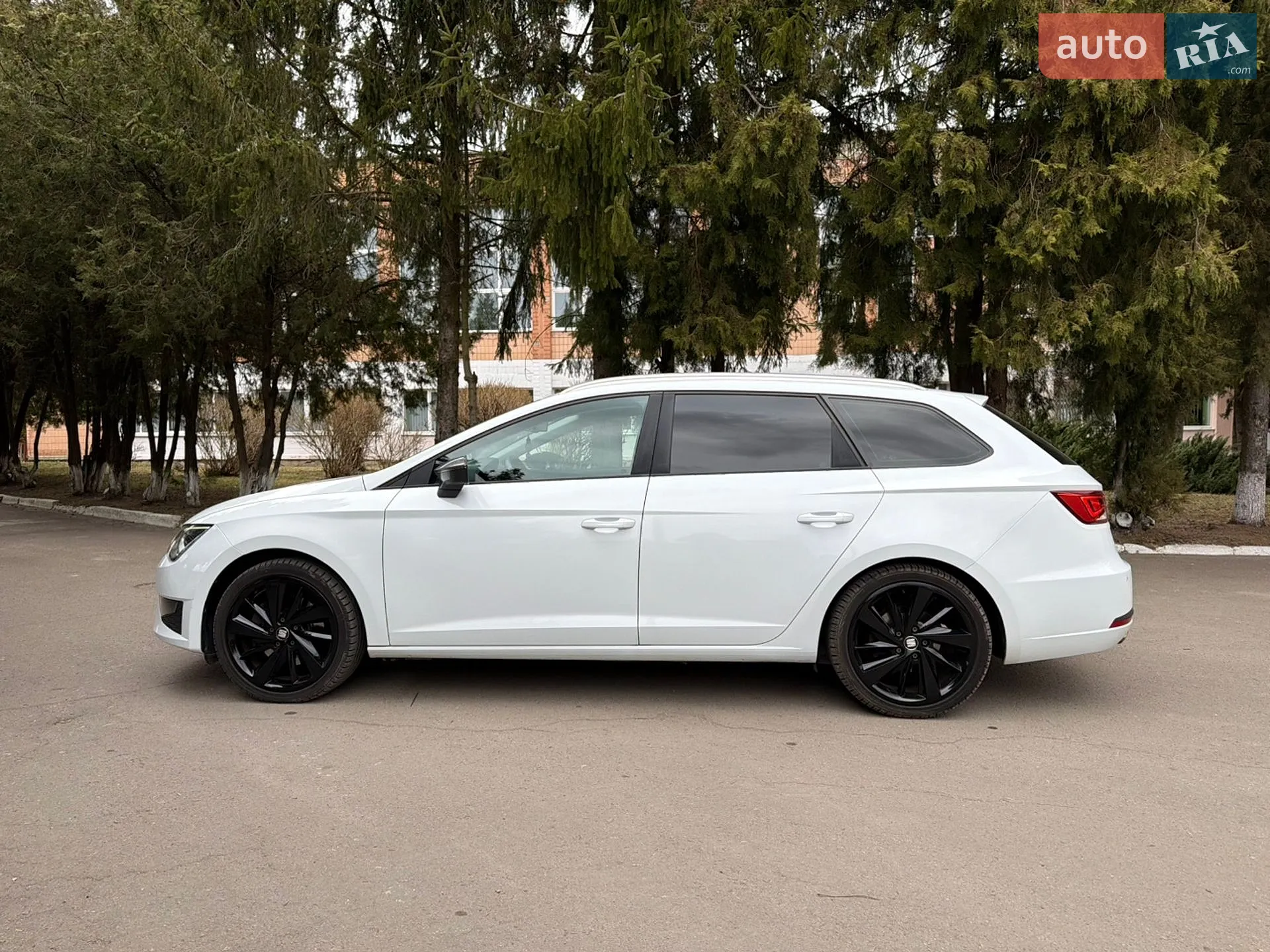 2013 SEAT Leon - мініатюра 8