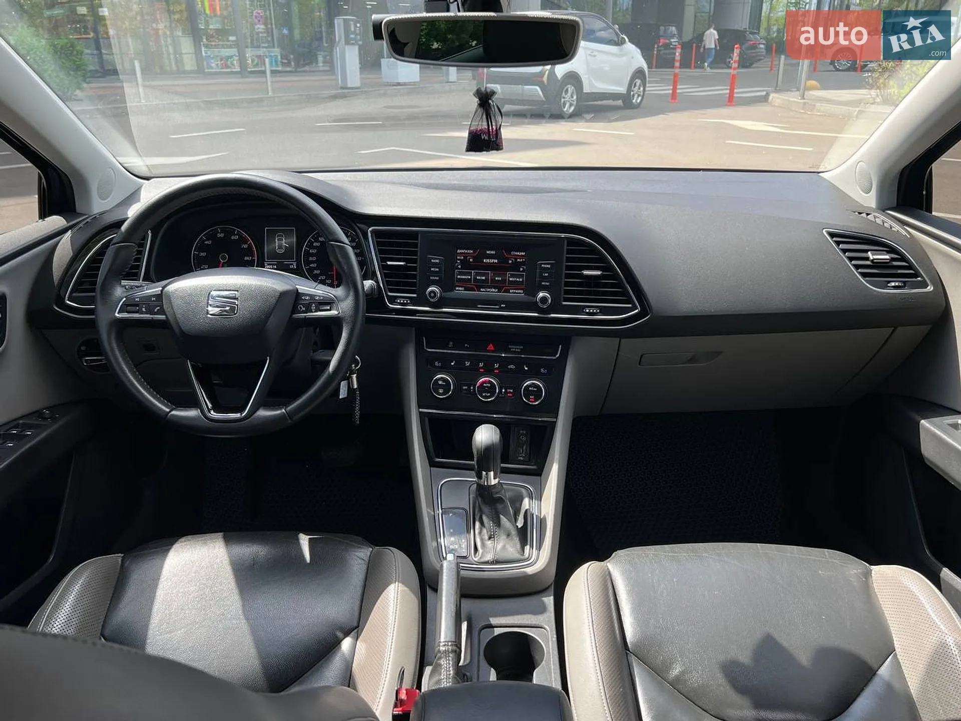 2016 SEAT Leon - мініатюра 14