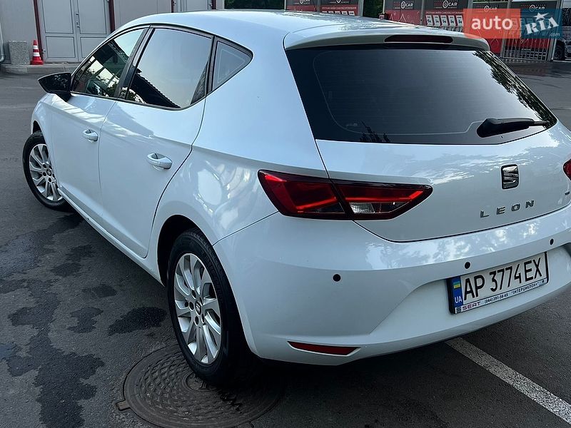 Хетчбек SEAT Leon 2013 в Києві