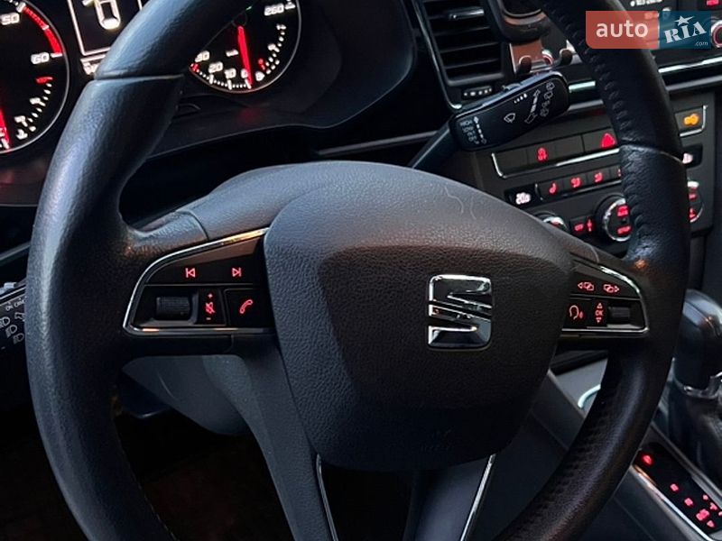 Хетчбек SEAT Leon 2013 в Києві