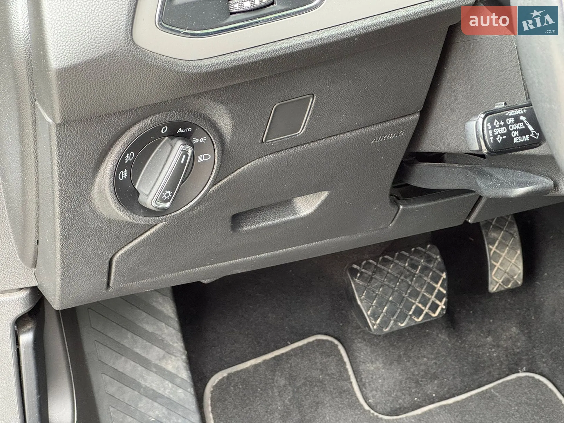 2014 SEAT Leon - мініатюра 26