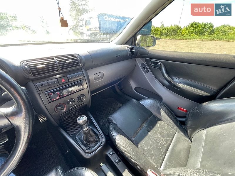 Хетчбек SEAT Leon 2000 в Львові