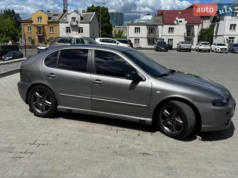 Хетчбек SEAT Leon 2003 в Львові