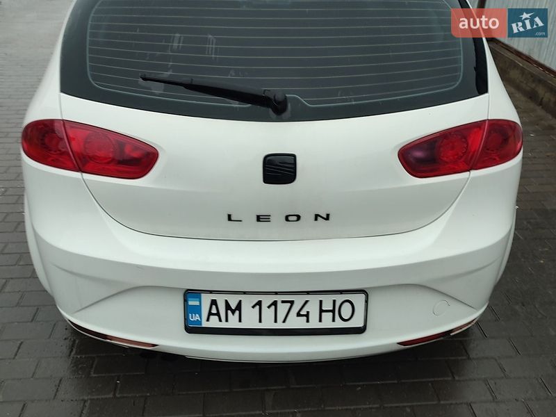 Хетчбек SEAT Leon 2010 в Малині