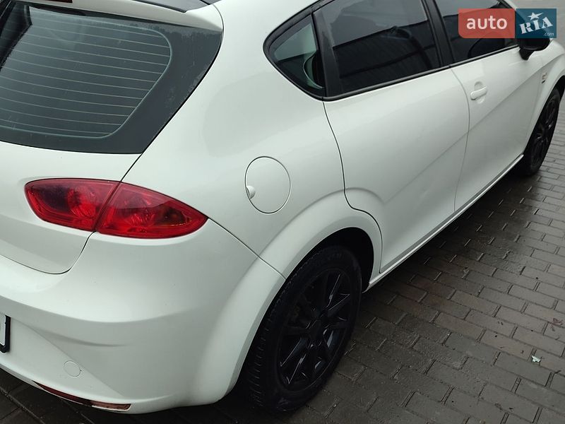 Хетчбек SEAT Leon 2010 в Малині фото 4 Хетчбек SEAT Leon 2010 в Малині