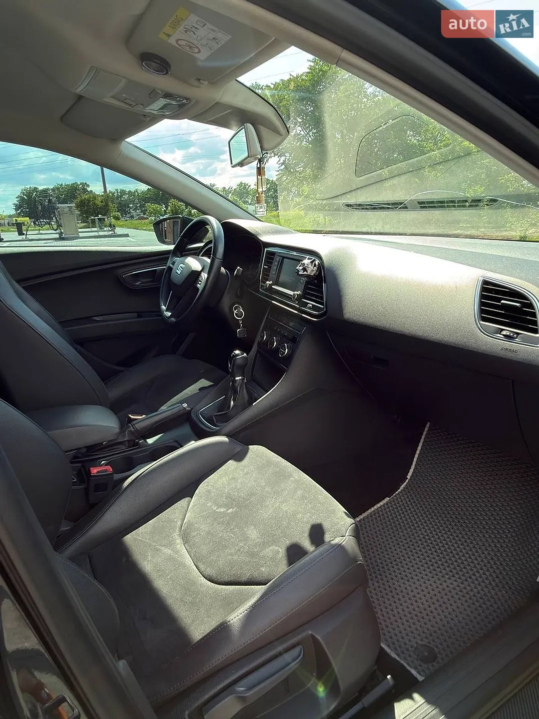 2014 SEAT Leon - мініатюра 9