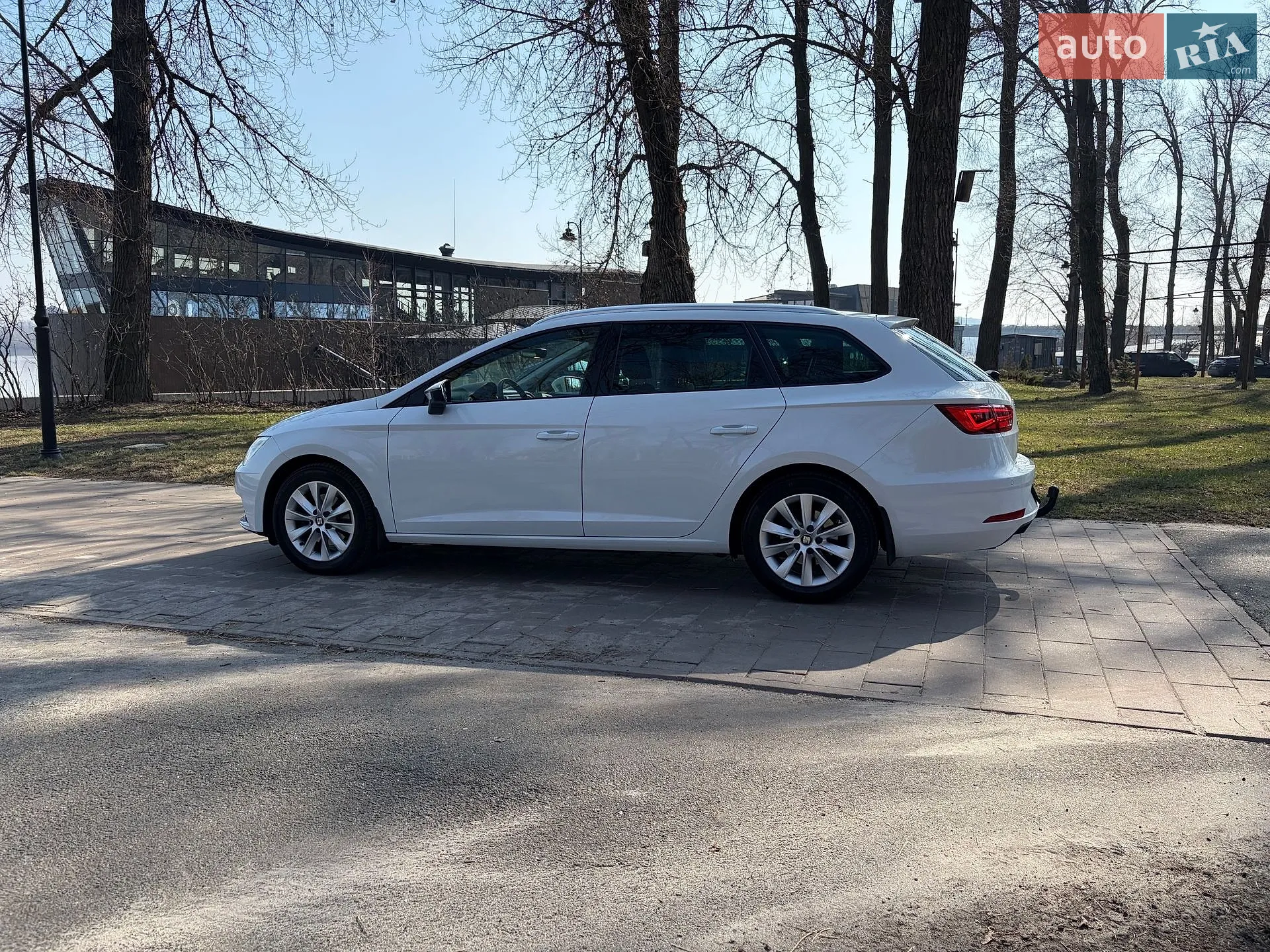 2019 SEAT Leon - мініатюра 13