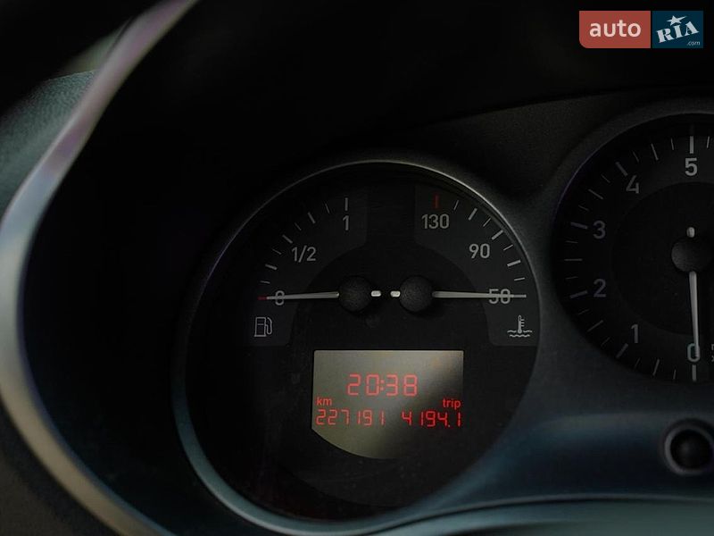 Хэтчбек SEAT Leon 2008 в Киеве