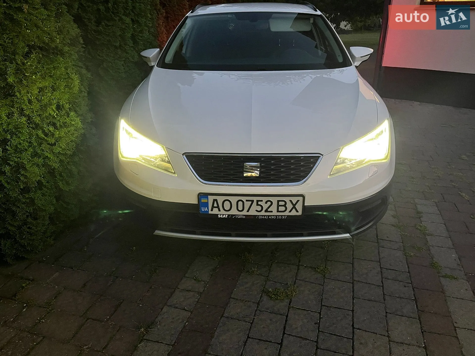 2016 SEAT Leon - мініатюра 9