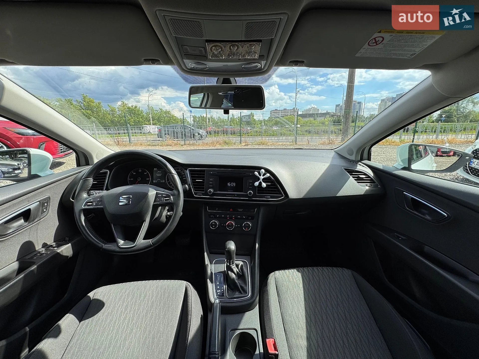 2013 SEAT Leon - мініатюра 16