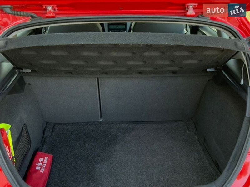 Хэтчбек SEAT Leon 2010 в Харькове фото 15 Хэтчбек SEAT Leon 2010 в Харькове