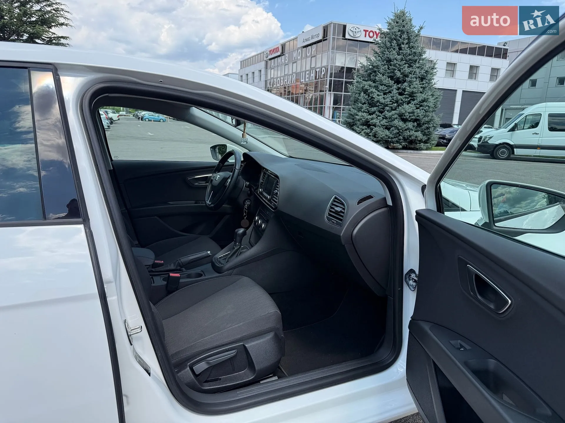 2016 SEAT Leon - мініатюра 17