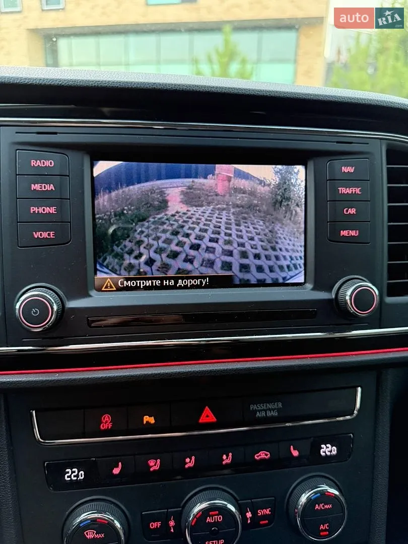2014 SEAT Leon - мініатюра 12