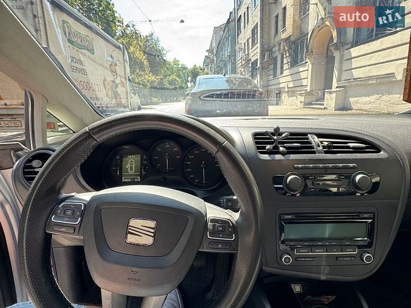 Хетчбек SEAT Leon 2010 в Києві фото 9 Хетчбек SEAT Leon 2010 в Києві