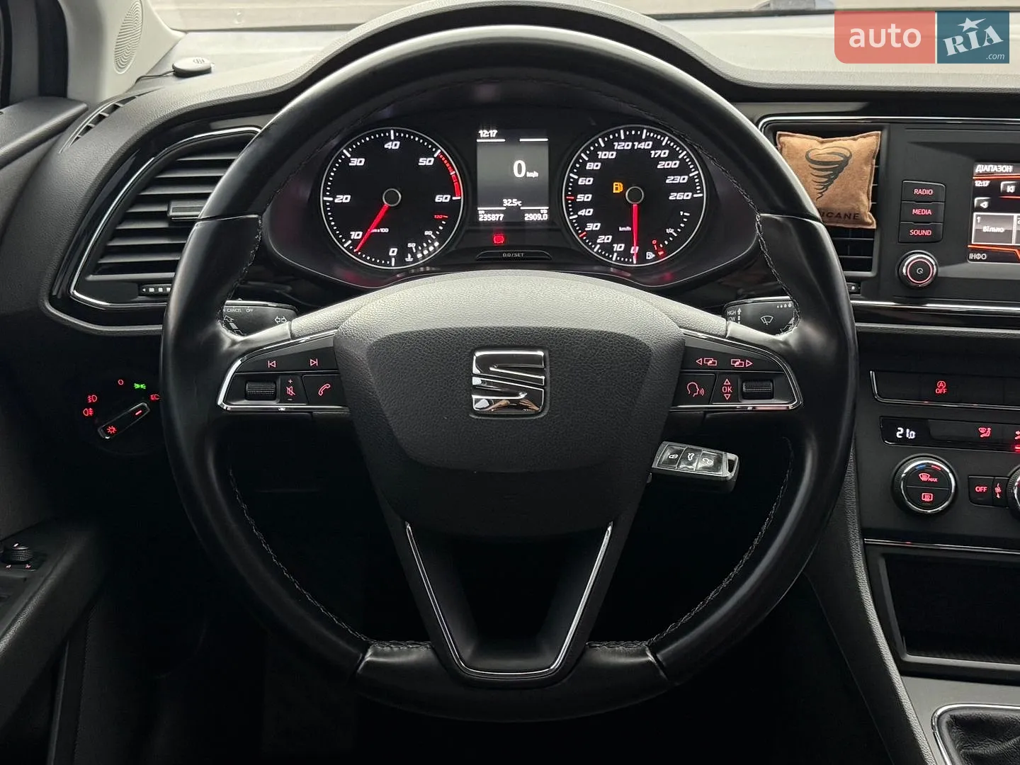 2016 SEAT Leon - мініатюра 21