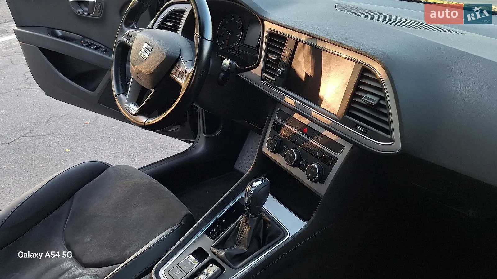 2017 SEAT Leon - мініатюра 27