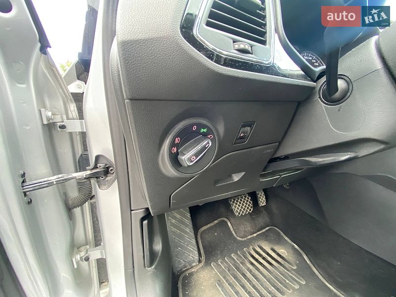 Универсал SEAT Leon 2016 в Львове фото 11 Универсал SEAT Leon 2016 в Львове