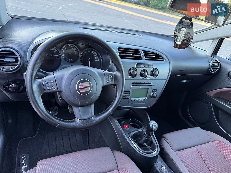 Хетчбек SEAT Leon 2007 в Умані
