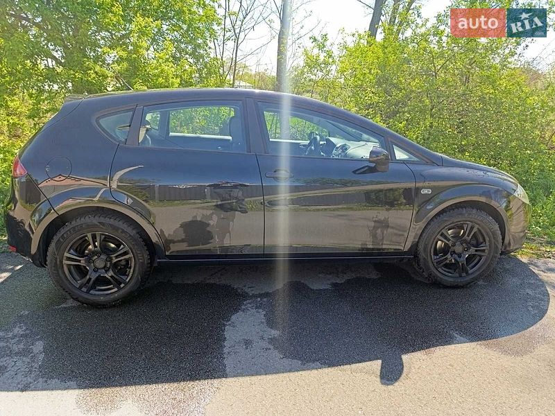 Хэтчбек SEAT Leon 2007 в Борисполе