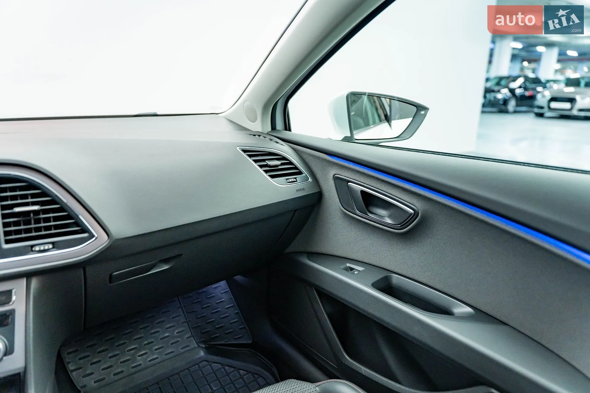 2017 SEAT Leon - мініатюра 12