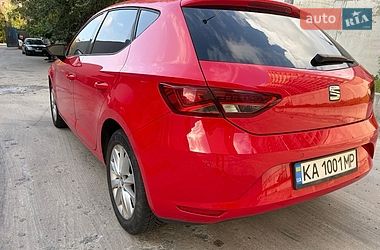 Хэтчбек SEAT Leon 2016 в Киеве