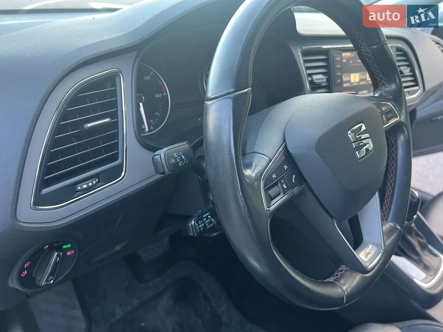 2016 SEAT Leon - мініатюра 13