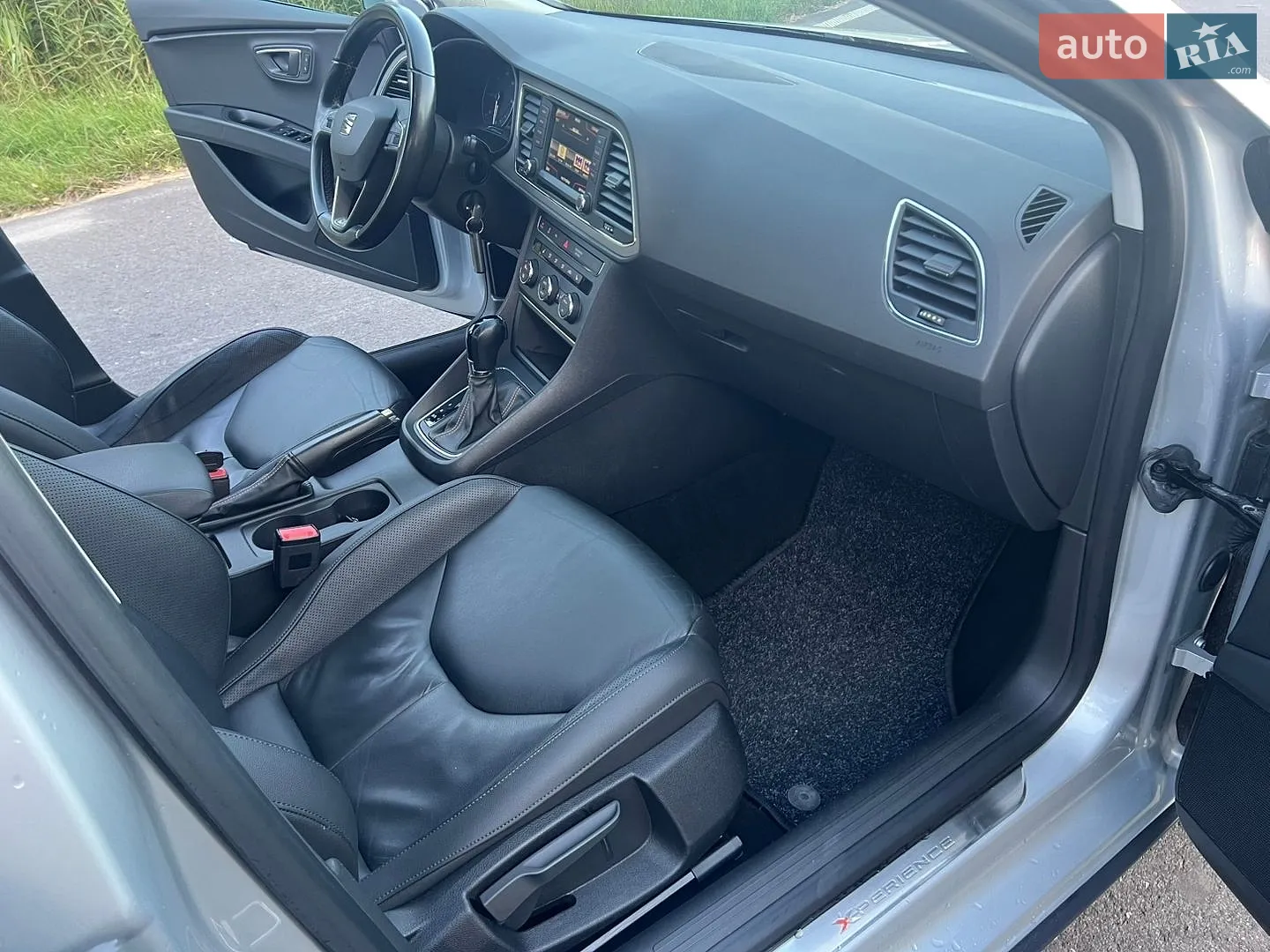 2016 SEAT Leon - мініатюра 23