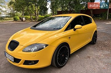 Хэтчбек SEAT Leon 2007 в Шептицькому