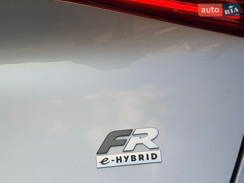 Универсал SEAT Leon 2022 в Новояворовске