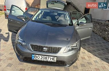 Хэтчбек SEAT Leon 2013 в Тернополе